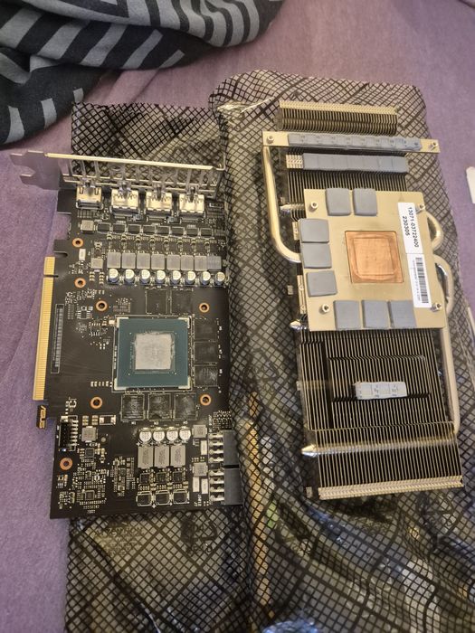 GTX 3060ti alba cu revizie făcută