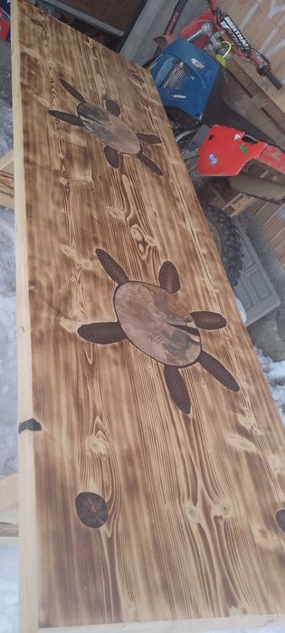 Masa de brad și rășină epoxidică