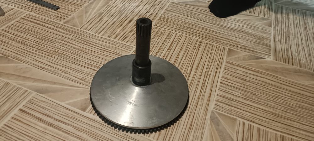 Продам чашку вариатора на снегоход BRP