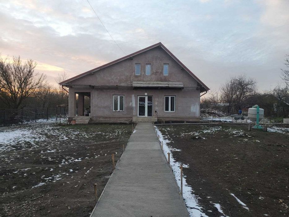 Casă la cheie cu panouri solare | Teren 2000 mp | 30 km de București