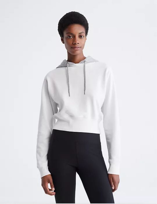 Худи укороченное Calvin Klein