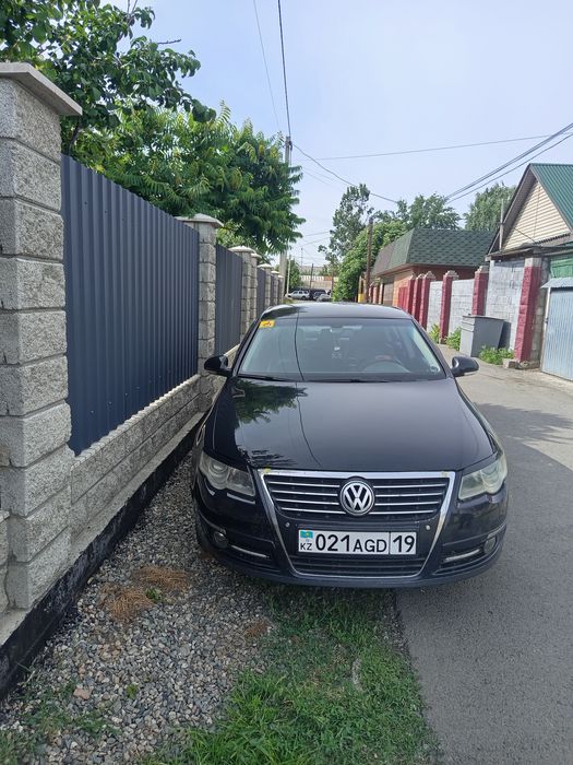 Vollkswagen Passat B6 2007.