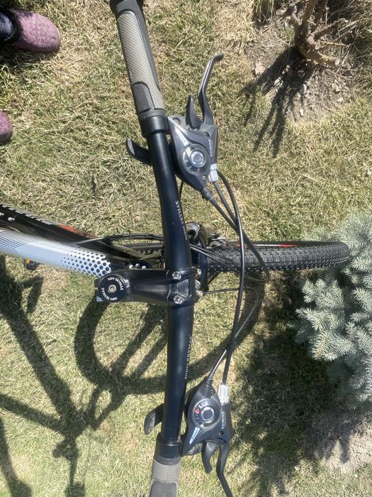 Продам 2 велика 1 новый