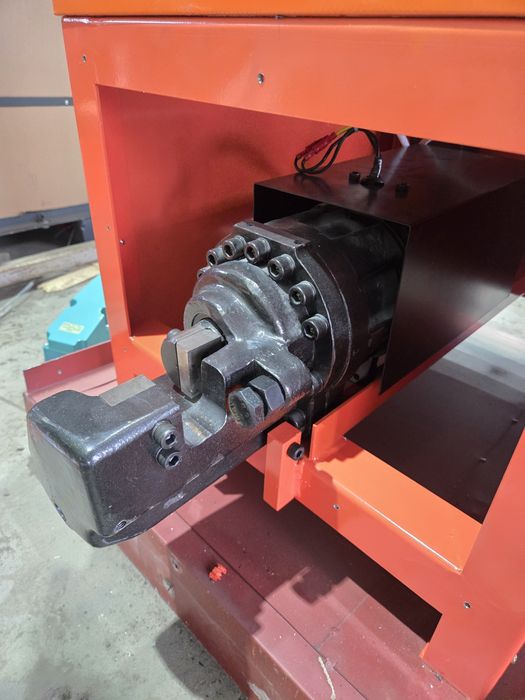 Masina de confectionat etrieri , fasonat otel beton 220v