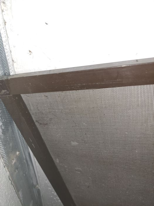 Plasa tantari pt geam termopan