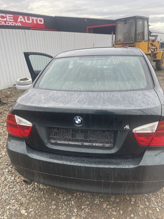 Dezmembrez bmw 318 i din 2007