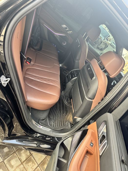 Продам x5 50e в отличном состоянии