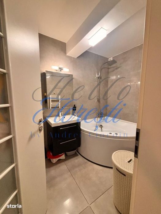 Apartament 3 camere , 68 mp ,Zona Vivo , Floresti