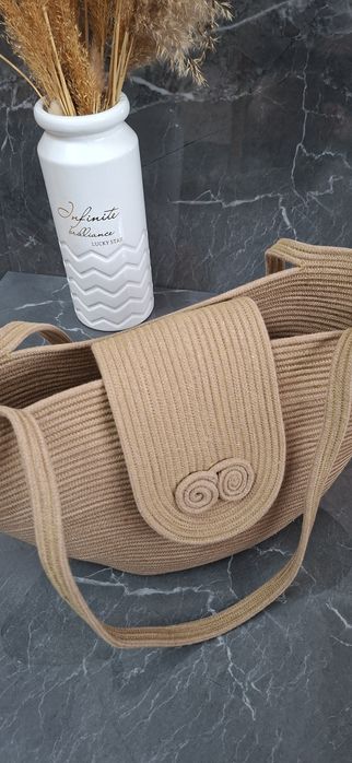 Продам сумочку-ручной работы.