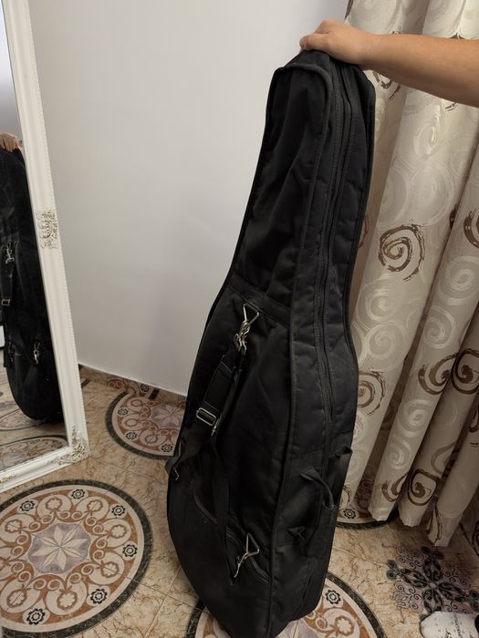 Violoncel în stare impecabilă – husă + arcuș incluse