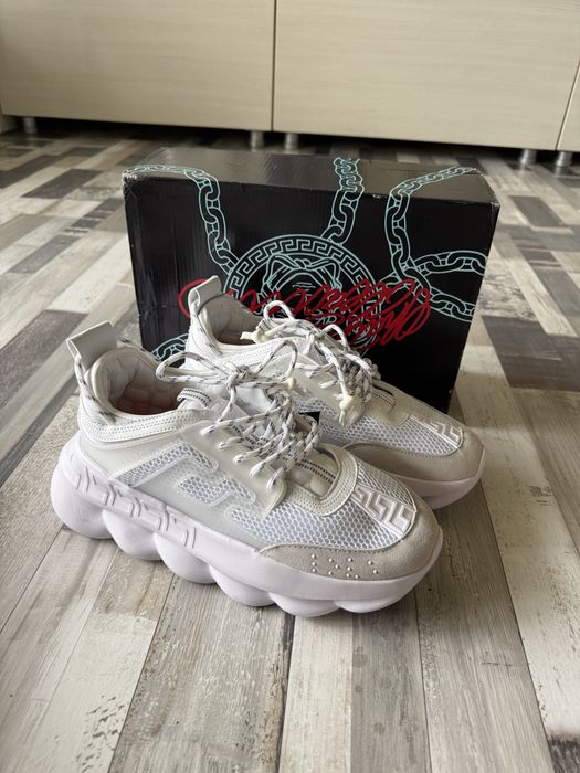 Versace Chain Reaction