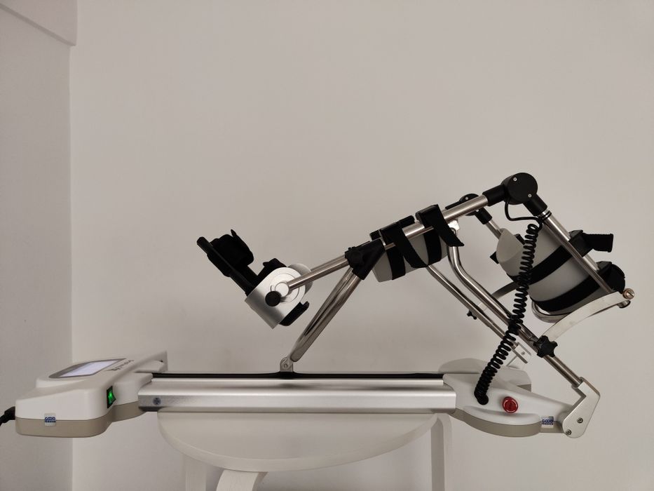 Închiriere aparat mobilizare genunchi Ortoflex L2, kinetec, artromot