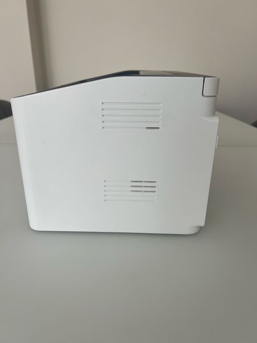 Лазерен принтер - HP laser 107w - подарък нов тонер