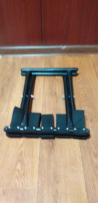 Стул раскладной без спинки.