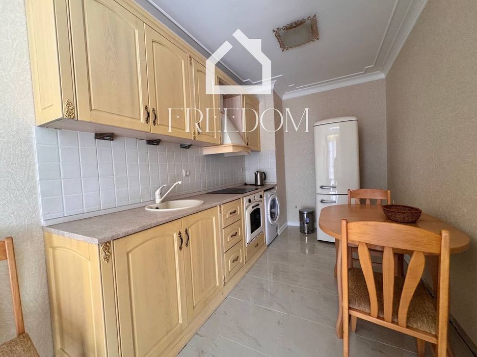 Продава се Четиристаен апартамент в Варна, Бриз - 268 кв.м за 2612 €/кв.м - Снимка #5