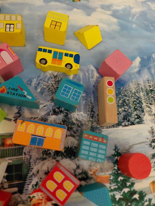 Кубики деревянные городок