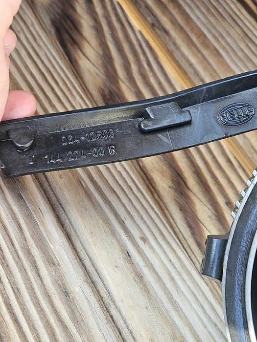 Оригинален фар за Mercedes W210