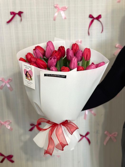 Тюльпаны 8 марта букеты из тюльпанов