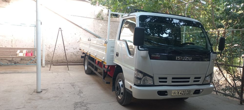 isuzi 2020 yil. 150 mung probegi. 6 ta bolon yangi