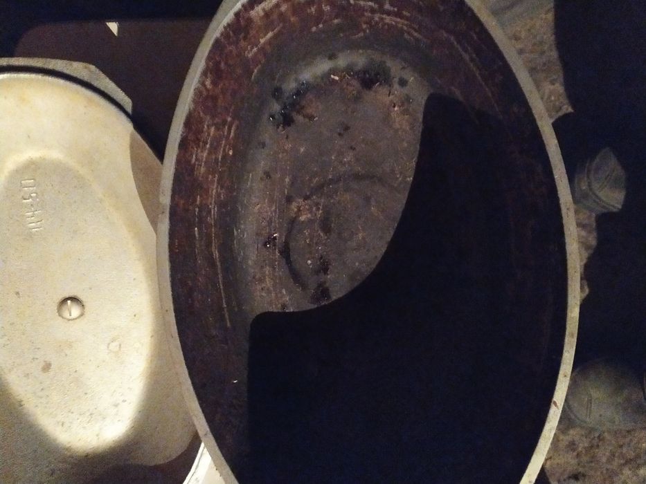 Продам советскую утятьницу.