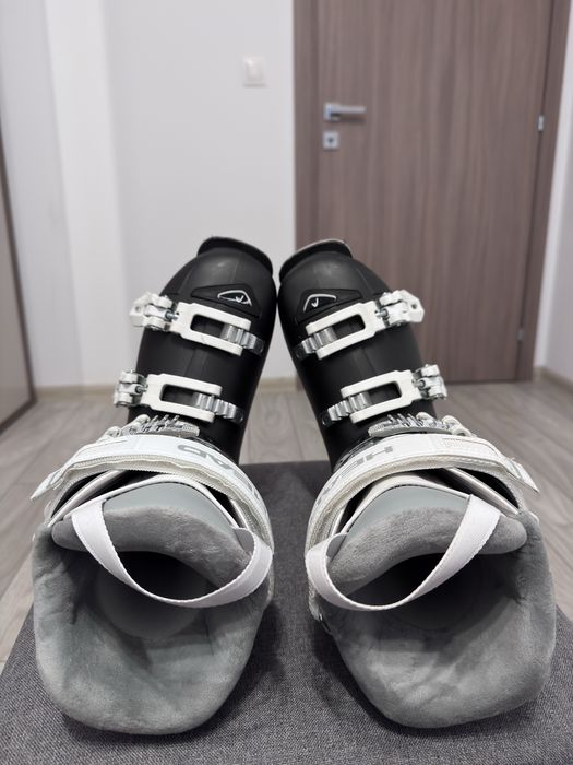 Clăpari femei HEAD mărime 37