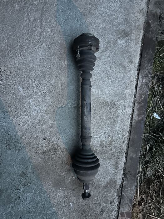 Предни полуоски за голф 4 1.9tdi 4 motion