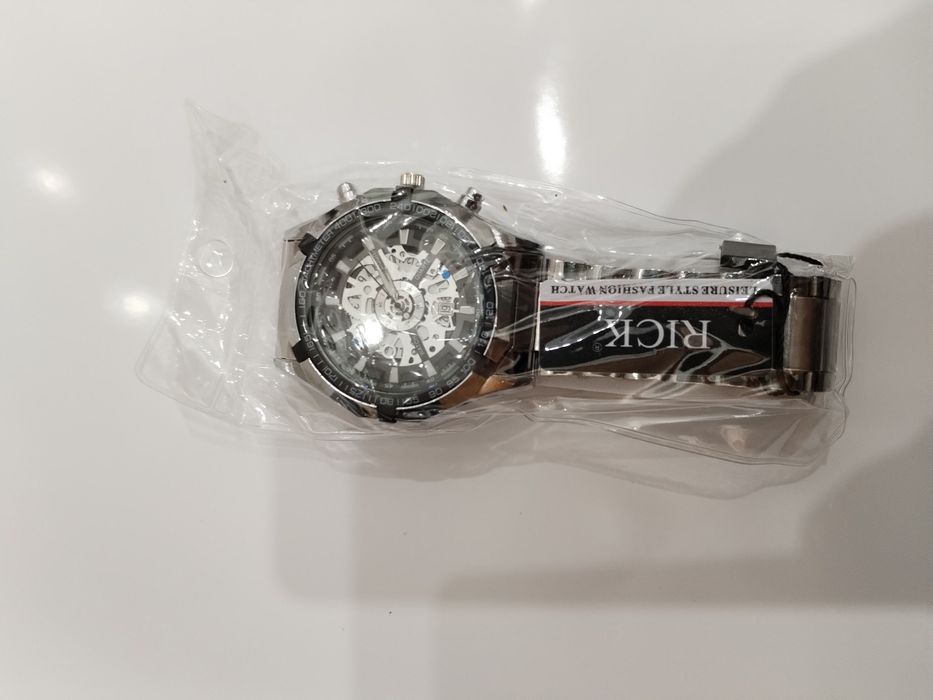 Продам наручные часы мужские