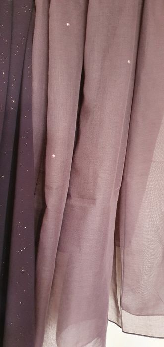 Кърпа, забрадка за глава с камъчета