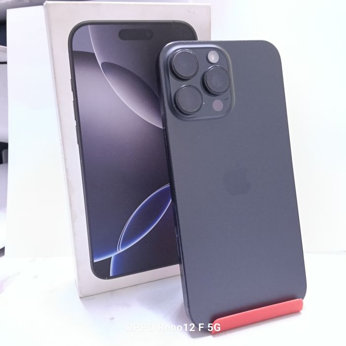 iPhone 16 Pro Max