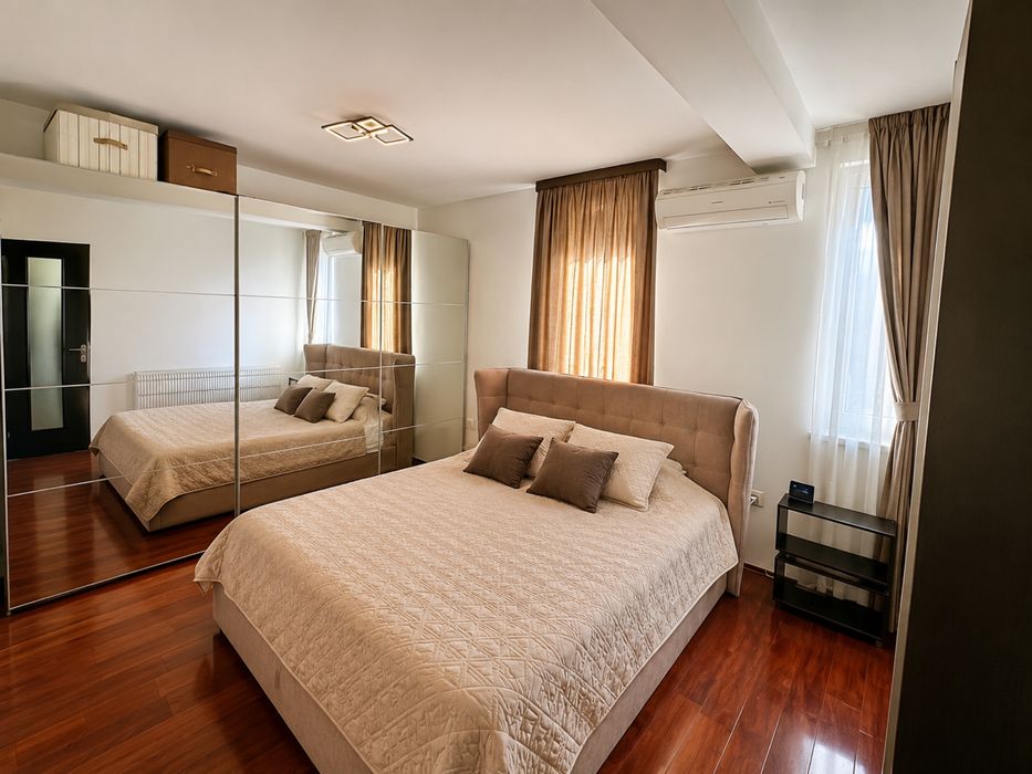 Proprietar Apartament 3 camere, bloc tip boutique, gradina. Vila cu 9 ap. In incinta Ansamblului rezidential Aurel Persu