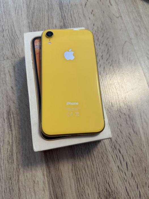Vand Sau Schimb IPhone XR Yellow 256Gb Neverlocked