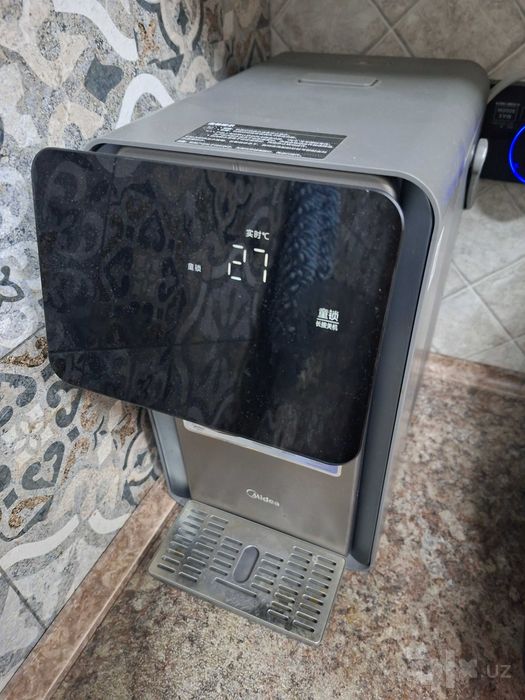 Диспенсер горячей воды Midea 32Fpro