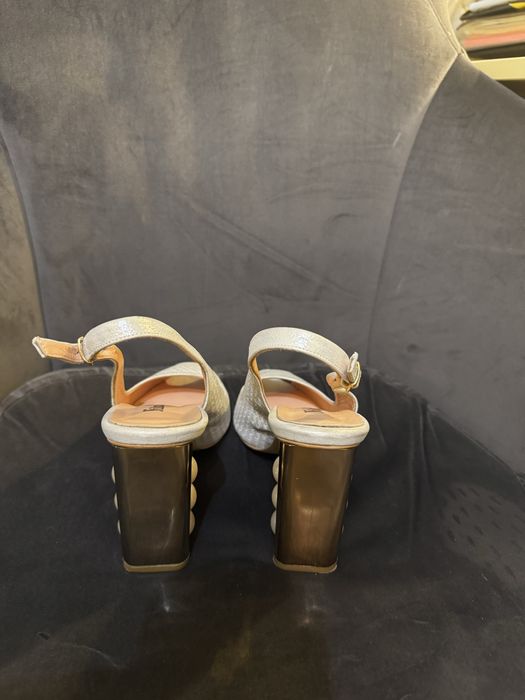 Сиви дамски токчета от естествена кожа на Nikolinni