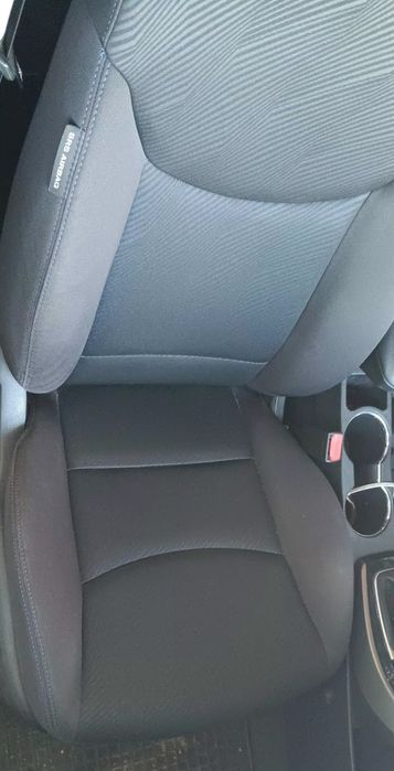Hyundai Elantra  cumpărată din Ro.