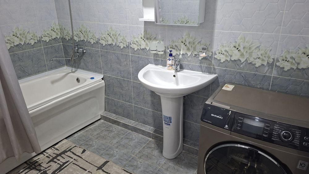 Сдается квартира с евроремонтом на Карасу-3,  2/1/7. За Академией МВД