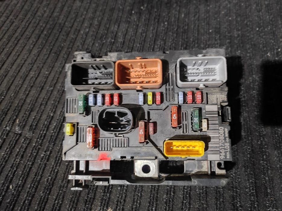 BSM модул  БСМ модули Peugeot Citroen L08 / R05/ R07/ R09 Delphi modul