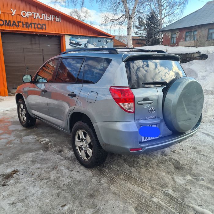 Продам  Тойота Раф-4