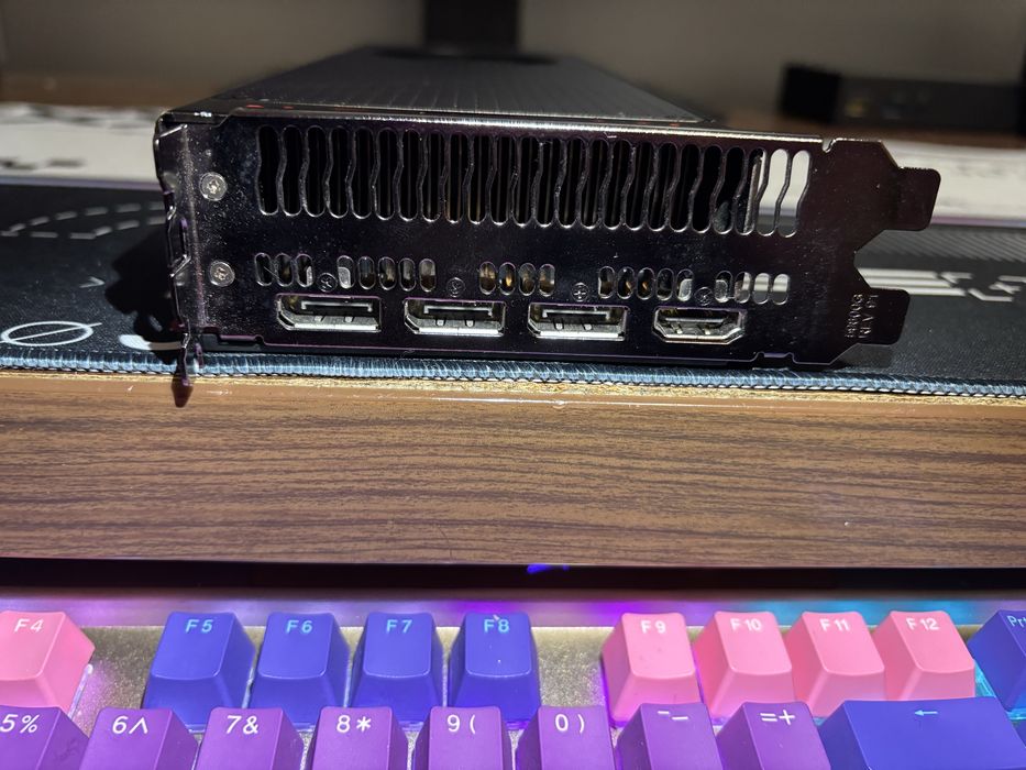 Placa video AMD Radeon RX VEGA 64 8GB HBM2