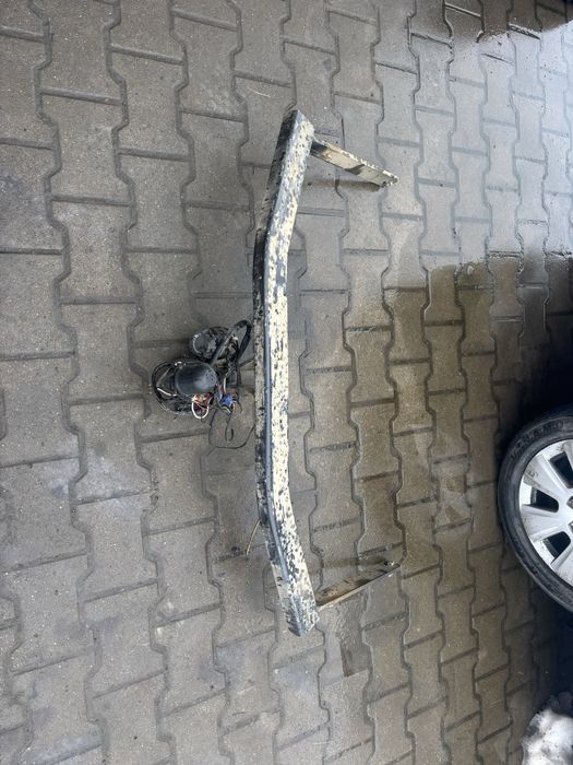 Carlig de remorcare Vw Golf 4 combi