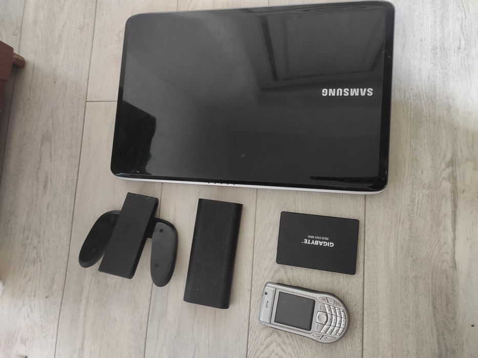 Самсунг Ноутбук ssd телефон