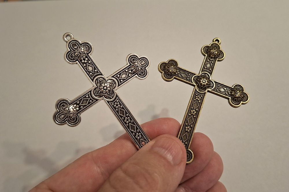 Cruce mare , pandantiv. 7.5cm