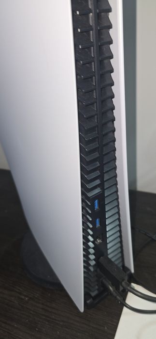 PlayStation 5 PS5 Standard – Stare ca nouă