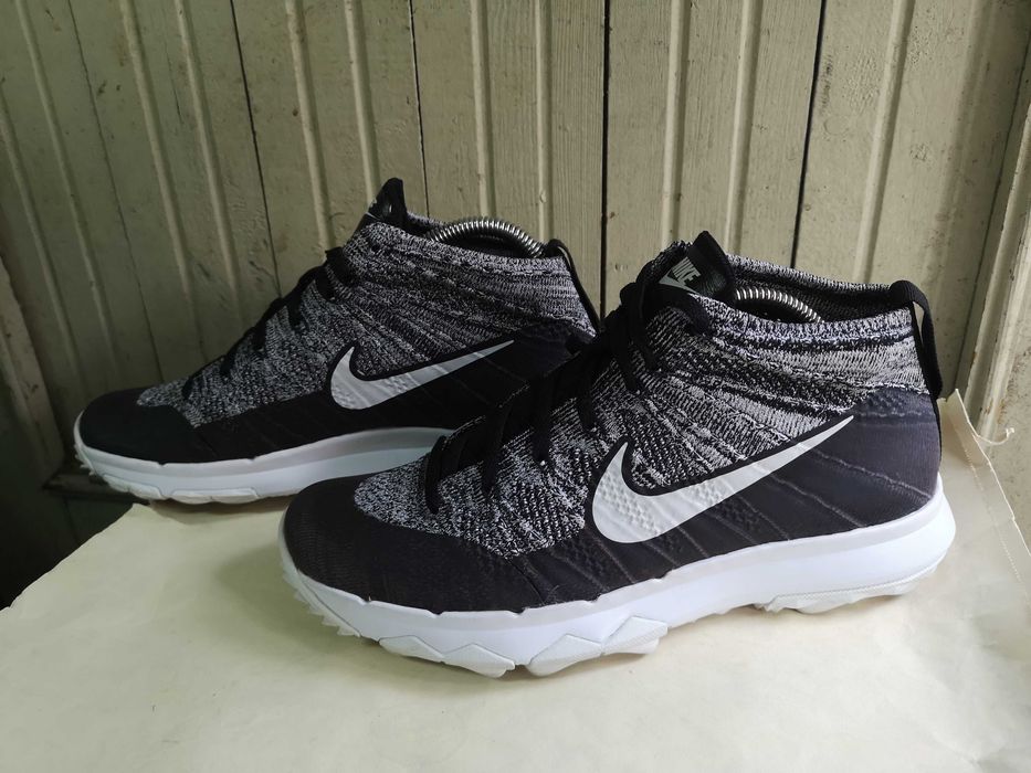 ''Nike Flyknit Chukka''оригинални маратонки 40.5 номер