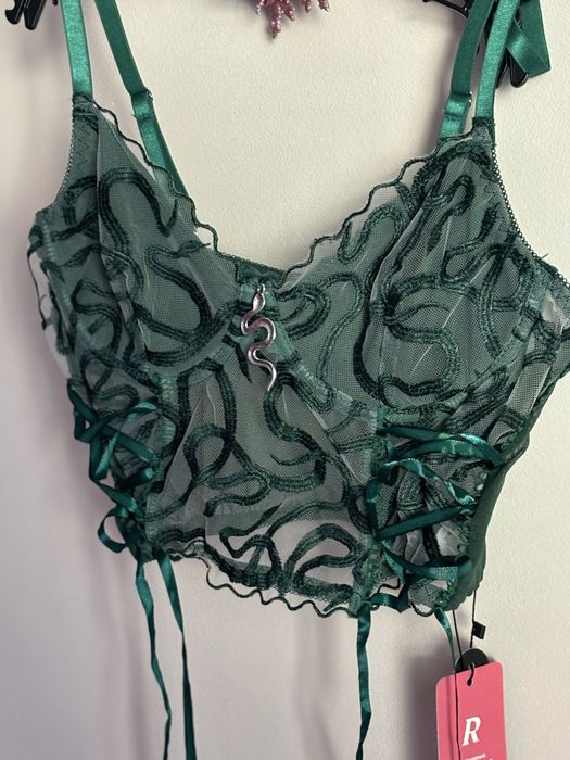 Корсет с бродерия