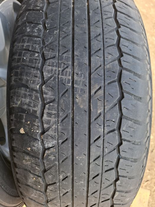 Продам шины 265/65/17 данлоп