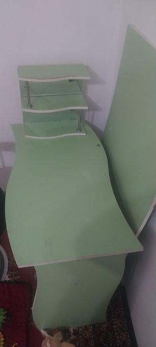 Маникюрный стол с креслом
