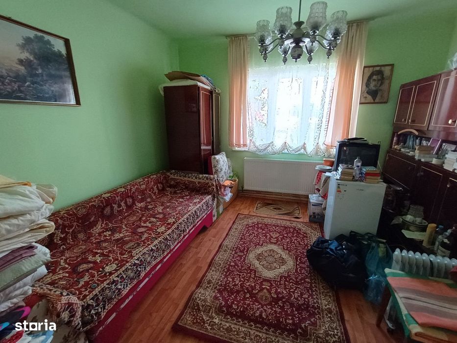 Casa cu 3 camere si garaj / str. PACII