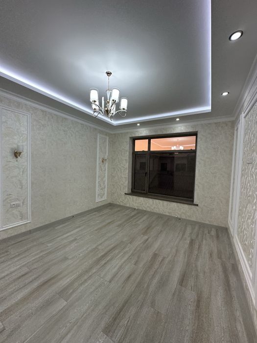 Уй сотилади 2,2 сотих 6 хона