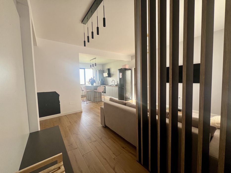 Casa moderna  3 camere.Gata de mutat ! Teren 510 mp