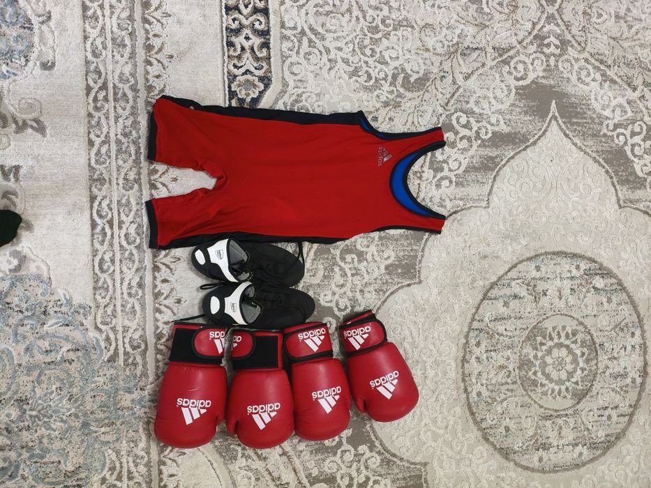 Спортивные одежды